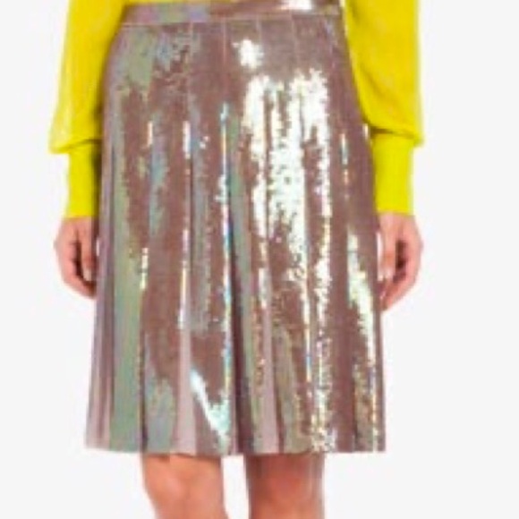 BcbgmaxAzria Sequin Pleated Skirt - purple/Brown size medium - Picture 6 of 7